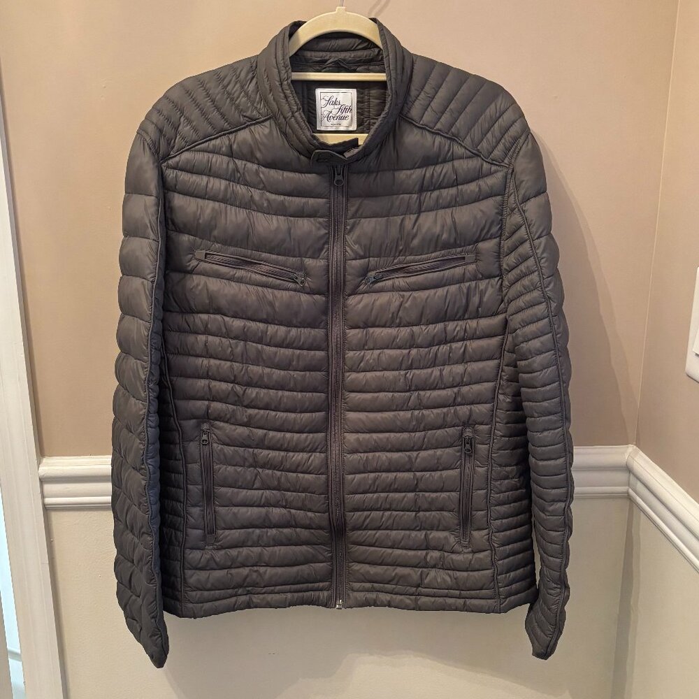 SAKS FIFTH AVENUE Men's PUFFER JACKET Size M in color Anthracite Gray